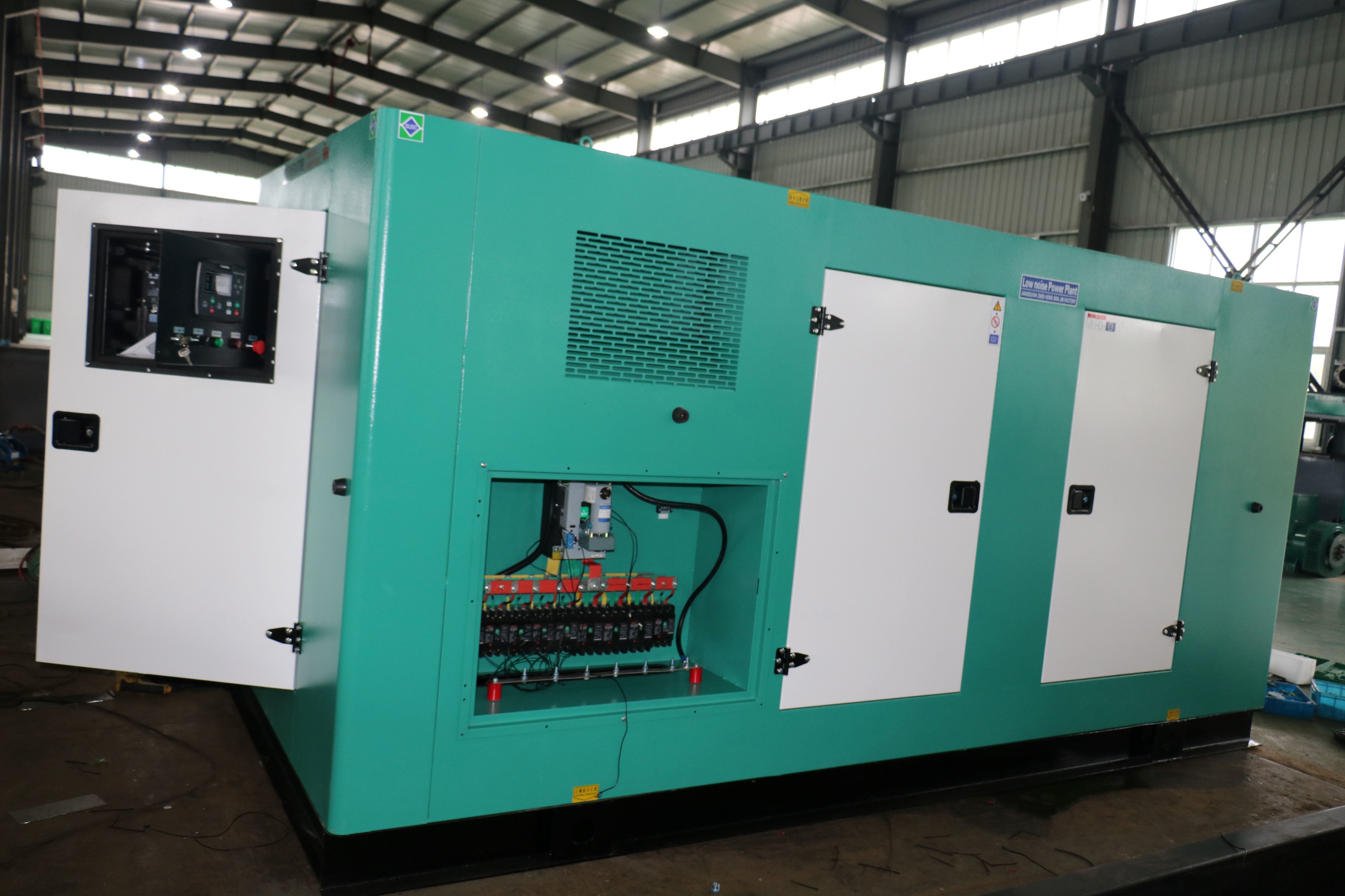 250KW玉柴静音YC6MK350L-D20-8